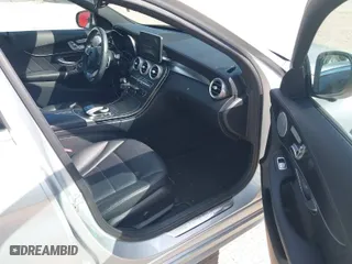 2015 Mercedes-Benz C-Class C 300 Luxury with VIN 55SWF4KB2FU005126, listed as a IAAI auction lot 41811774 with 68,158 mi miles. Bid and sale history available at carsss.com. Image 5.