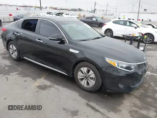 2017 Kia Optima Hybrid with VIN KNAGT4LC8H5008457, listed as a IAAI auction lot 41890144 with 122,340 mi miles. Bid and sale history available at carsss.com. Image 1.