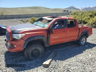 2017 Toyota Tacoma SR5 with VIN 3TMCZ5AN0HM118648, listed as a Copart auction lot 55685625 with 84,919 mi miles and Salvage Title. Bid and sale history available at carsss.com. Image 1.