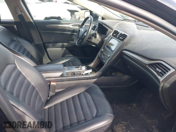 2019 Ford Fusion SEL with VIN 3FA6P0CD8KR265181, listed as a IAAI auction lot 41942425 with 66,228 mi miles and . Bid and sale history available at DreamBid. Image 5.