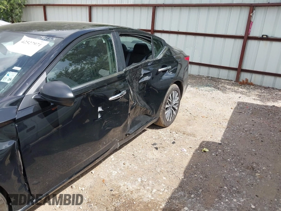 2024 Nissan Altima SV с VIN 1N4BL4DV5RN383369, выставлен на аукционе IAAI как лот 42527971 с пробегом Не указан миль и . История ставок и продаж доступна на DreamBid. Изображение 18.