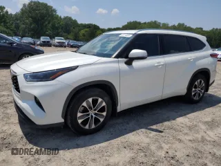 2021 Toyota Highlander XLE with VIN 5TDGZRAH8MS077473, listed as a Copart auction lot 60114085 with 112,389 mi miles and Salvage title. Bid and sale history available at DreamBid. Image 1.