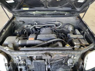 2003 Toyota Sequoia Limited with VIN 5TDBT48A93S188748, listed as a Copart auction lot 55455425 with 272,135 mi miles and Clean Title. Bid and sale history available at DreamBid. Image 12.