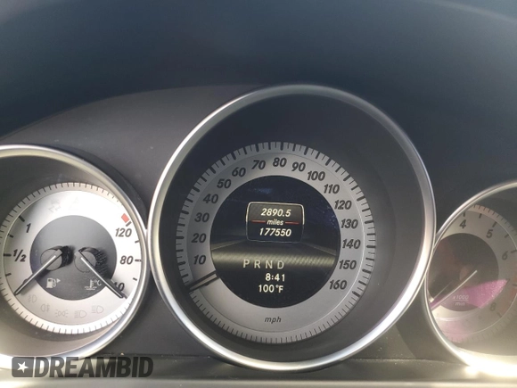 2013 Mercedes-Benz C 250 Sport с VIN WDDGF4HB9DA742932, выставлен на аукционе Copart как лот 63930105 с пробегом 177 550 миль миль и Чистый • Clean title. История ставок и продаж доступна на DreamBid. Изображение 9.
