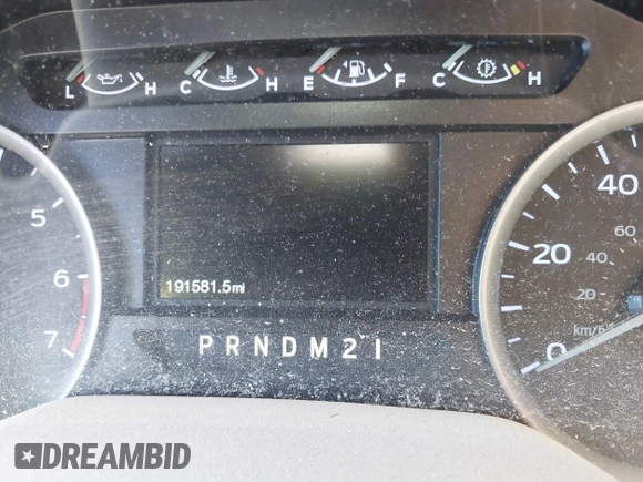 2019 Ford Super Duty F-250 SRW XL with VIN 1FT7W2A61KEG05954, listed as a IAAI auction lot 40849760 with 191,581 mi miles. Bid and sale history available at carsss.com. Image 7.