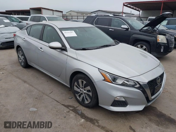2020 Nissan Altima 2.5 S with VIN 1N4BL4BV3LN317607, listed as a IAAI auction lot 41593567 with 65,893 mi miles. Bid and sale history available at carsss.com. Image 1.