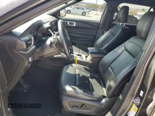 2020 Ford Explorer XLT with VIN 1FMSK7DH3LGA17183, listed as a Copart auction lot 55178045 with 84,140 mi miles and Salvage Title. Bid and sale history available at DreamBid. Image 7.