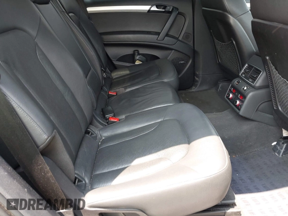 2014 Audi Q7 S line Prestige z VIN WA1DGAFE5ED006957, wystawiony jako IAAI lot #42488440 z przebiegiem 123 814 mil mil oraz . Historia ofert i sprzedaży dostępna na DreamBid. Obrazek 8.