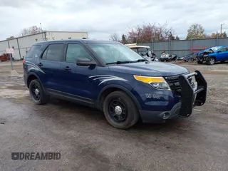 2014 Ford Utility Police Interceptor with VIN 1FM5K8AR8EGC37843, listed as a IAAI auction lot 40737167 with 93,463 mi miles. Bid and sale history available at carsss.com. Image 1.