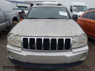 2007 Jeep Grand Cherokee Laredo with VIN 1J8GR48K17C537088, listed as a IAAI auction lot 41845987 with 143,661 mi miles. Bid and sale history available at carsss.com. Image 6.
