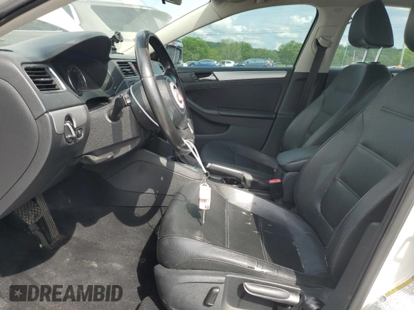 2013 Volkswagen Jetta SE with VIN 3VWDP7AJ2DM408755, listed as a Copart auction lot 59272925 with 244,475 mi miles and Salvage title. Bid and sale history available at DreamBid. Image 7.