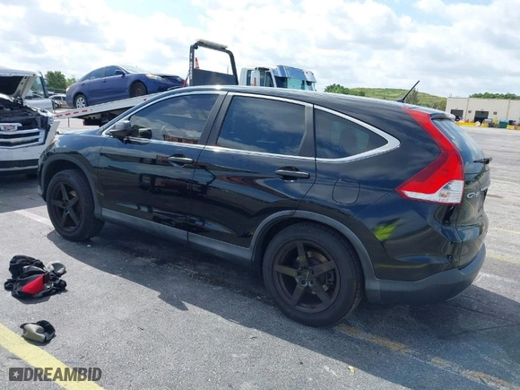 2013 Honda CR-V LX with VIN 3CZRM3H32DG701257, listed as a IAAI auction lot 39174152 with 118,772 mi miles. Bid and sale history available at carsss.com. Image 3.