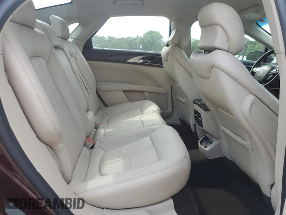 2017 Lincoln MKZ Select z VIN 3LN6L5C97HR649682, wystawiony jako Copart lot #55233965 z przebiegiem 104 727 mil mil oraz Szkoda całkowita • Salvage title. Historia ofert i sprzedaży dostępna na DreamBid. Obrazek 10.