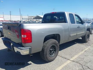 2009 Chevrolet Silverado 1500 with VIN 2GCEC290691114694, listed as a IAAI auction lot 41857504 with 188,705 mi miles and . Bid and sale history available at DreamBid. Image 4.