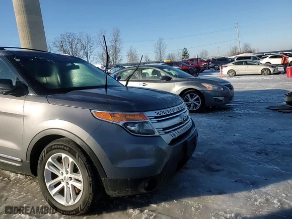 2014 Ford Explorer XLT with VIN 1FM5K8D87EGC27758, listed as a Copart auction lot 42739385 with 177,475 mi miles and Clean Title. Bid and sale history available at carsss.com. Image 14.