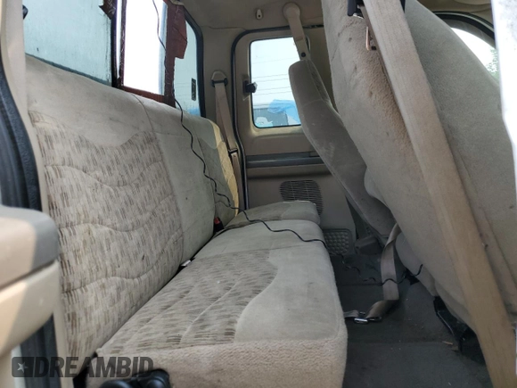 2000 Ford F-250 XL с VIN 1FTNX21L2YEC32524, выставлен на аукционе Copart как лот 59548365 с пробегом 245 547 миль миль и Чистый • Clean title. История ставок и продаж доступна на DreamBid. Изображение 10.