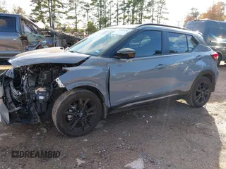 2024 Nissan Kicks SR with VIN 3N1CP5DV9RL479629, listed as a IAAI auction lot 41025530 with 9,915 mi miles. Bid and sale history available at carsss.com. Image 17.