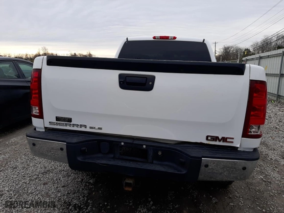 2013 GMC Sierra 1500 SLE with VIN 1GTR2VE77DZ287682, listed as a Copart auction lot 82490324 with 189,364 mi miles and Clean Title. Bid and sale history available at carsss.com. Image 6.