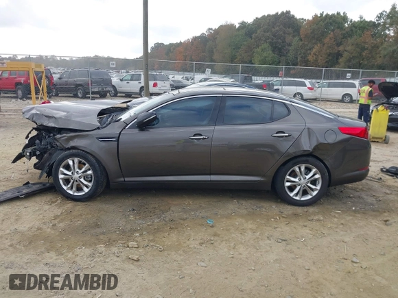 2013 Kia Optima EX with VIN 5XXGN4A78DG171179, listed as a IAAI auction lot 40747508 with Not Provided miles and . Bid and sale history available at carsss.com. Image 15.