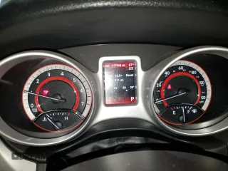 2017 Dodge Journey SXT с VIN 3C4PDCBB9HT612828, выставлен на аукционе Copart как лот 57017325 с пробегом 117 648 миль миль и Списание • Salvage title. История ставок и продаж доступна на DreamBid. Изображение 9.