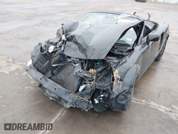 2002 Toyota MR2 z VIN JTDFR320720045244, wystawiony jako IAAI lot #40486938 z przebiegiem 61 802 mil mil oraz . Historia ofert i sprzedaży dostępna na DreamBid. Obrazek 6.