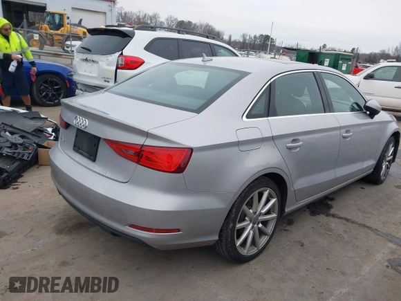 2015 Audi A3 Premium Plus z VIN WAUCCGFFXF1020409, wystawiony jako IAAI lot #41534468 z przebiegiem 116 708 mil mil oraz . Historia ofert i sprzedaży dostępna na DreamBid. Obrazek 4.