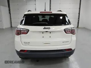 2018 Jeep Compass Sport z VIN 3C4NJDAB1JT306171, wystawiony jako Copart lot #55169745 z przebiegiem 54 489 mil mil oraz Czysty tytuł • Clean title. Historia ofert i sprzedaży dostępna na DreamBid. Obrazek 6.