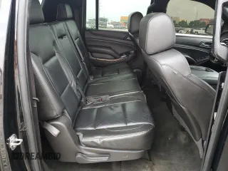 2015 Chevrolet Suburban LT z VIN 1GNSKJKC4FR639428, wystawiony jako Copart lot #60175165 z przebiegiem 218 475 mil mil oraz Szkoda całkowita • Salvage title. Historia ofert i sprzedaży dostępna na DreamBid. Obrazek 11.