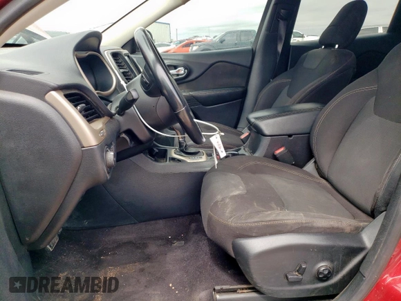 2017 Jeep Cherokee Latitude with VIN 1C4PJLCB8HW548492, listed as a Copart auction lot 59744875 with 154,169 mi miles and Clean title. Bid and sale history available at DreamBid. Image 7.
