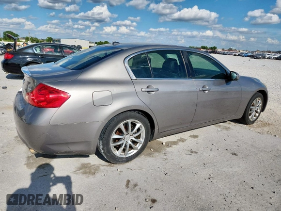 2008 Infiniti G35 Journey z VIN JNKBV61E08M211466, wystawiony jako Copart lot #62117765 z przebiegiem 176 404 mil mil oraz Szkoda całkowita • Salvage title. Historia ofert i sprzedaży dostępna na DreamBid. Obrazek 3.
