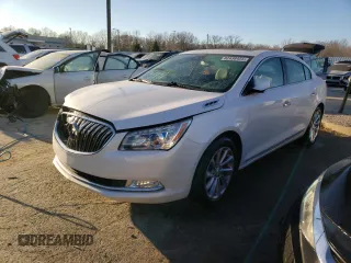 2016 Buick LaCrosse Premium II with VIN 1G4GF5G32GF152634, listed as a Copart auction lot 82438454 with 149,973 mi miles and Salvage Title. Bid and sale history available at carsss.com. Image 1.