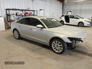 2015 Audi A6 Premium z VIN WAUFFAFC3FN021983, wystawiony jako IAAI lot #42105719 z przebiegiem 104 143 mil mil oraz . Historia ofert i sprzedaży dostępna na DreamBid. Obrazek 1.