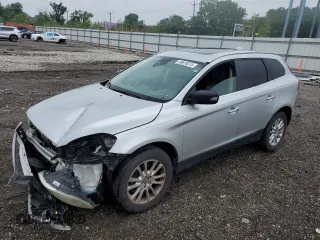 2010 Volvo XC60 3.0T z VIN YV4992DZ7A2126442, wystawiony jako Copart lot #59618515 z przebiegiem 121 518 mil mil oraz Szkoda całkowita • Salvage title. Historia ofert i sprzedaży dostępna na DreamBid. Obrazek 1.
