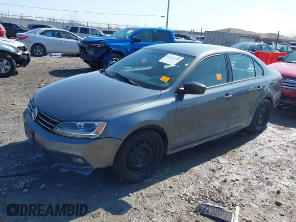2015 Volkswagen Jetta SE z VIN 3VWD17AJ2FM203540, wystawiony jako IAAI lot #41764738 z przebiegiem Nie podano mil oraz . Historia ofert i sprzedaży dostępna na DreamBid. Obrazek 2.