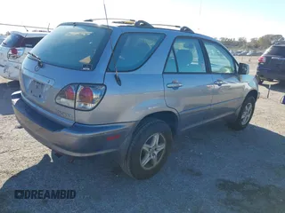 2002 Lexus RX 300 with VIN JTJGF10U620143525, listed as a IAAI auction lot 41292618 with 178,489 mi miles and . Bid and sale history available at carsss.com. Image 4.