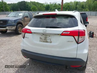 2022 Honda HR-V EX with VIN 3CZRU6H57NM724989, listed as a IAAI auction lot 42004156 with 170,085 mi miles. Bid and sale history available at carsss.com. Image 16.