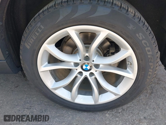 2016 BMW X6 xDrive35i with VIN 5UXKU2C53G0N84273, listed as a IAAI auction lot 42104112 with 61,183 mi miles and . Bid and sale history available at DreamBid. Image 12.