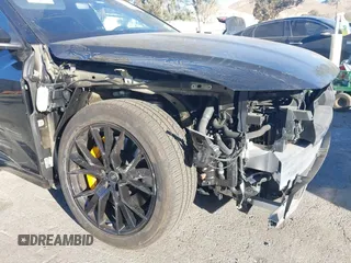 2023 Audi e-tron Chronos с VIN WA1VABGE7PB007536, выставлен на аукционе IAAI как лот 41317344 с пробегом 21 911 миль миль и . История ставок и продаж доступна на DreamBid. Изображение 20.