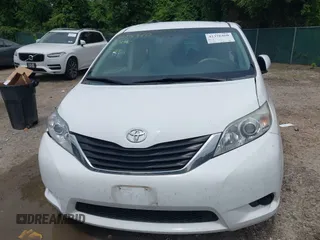 2011 Toyota Sienna LE AAS с VIN 5TDKK3DC5BS031348, выставлен на аукционе IAAI как лот 42376460 с пробегом 141 716 миль миль и . История ставок и продаж доступна на DreamBid. Изображение 13.