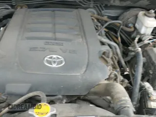 2016 Toyota Tundra SR5 with VIN 5TFDW5F17GX574061, listed as a IAAI auction lot 43099266 with 183,400 mi miles and . Bid and sale history available at DreamBid. Image 19.