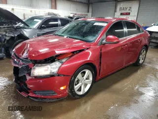 2014 Chevrolet Cruze 2LT z VIN 1G1PE5SB7E7222277, wystawiony jako Copart lot #52867325 z przebiegiem 133 323 mil mil oraz Szkoda całkowita • Salvage title. Historia ofert i sprzedaży dostępna na DreamBid. Obrazek 1.