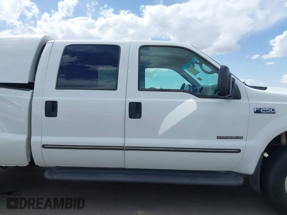 2000 Ford F-250 XL with VIN 1FTNW21F1YEB77397, listed as a IAAI auction lot 41934134 with 344,782 mi miles and . Bid and sale history available at DreamBid. Image 13.