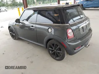 2012 MINI Hardtop S with VIN WMWSV3C52CTY19580, listed as a IAAI auction lot 42692197 with 90,745 mi miles and . Bid and sale history available at DreamBid. Image 3.