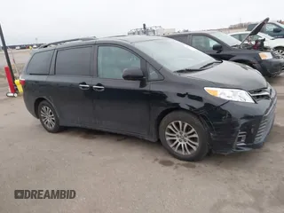 2019 Toyota Sienna XLE Auto Access Seat with VIN 5TDYZ3DC1KS979476, listed as a IAAI auction lot 41828688 with 86,389 mi miles. Bid and sale history available at carsss.com. Image 13.