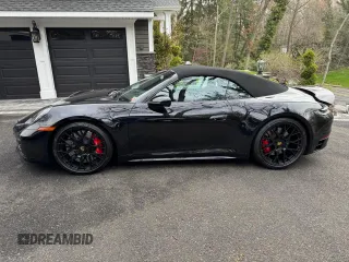 2022 Porsche 911 Carrera S z VIN WP0CB2A90NS244999, wystawiony jako Copart lot #56801295 z przebiegiem 1735 mil mil oraz Nie do naprawy. Historia ofert i sprzedaży dostępna na DreamBid. Obrazek 14.