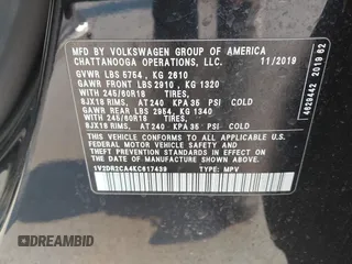 2019 Volkswagen Atlas SE with VIN 1V2DR2CA4KC617439, listed as a IAAI auction lot 41681309 with 67,080 mi miles and . Bid and sale history available at DreamBid. Image 9.