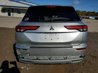 2023 Mitsubishi Outlander SE with VIN JA4J4UA8XPZ050554, listed as a Copart auction lot 76404004 with 50,723 mi miles and Salvage Title. Bid and sale history available at carsss.com. Image 6.