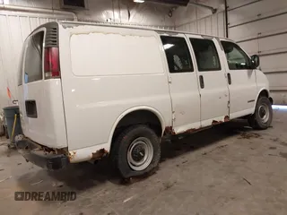 2002 Chevrolet Express Cargo with VIN 1GCHG35R421191281, listed as a IAAI auction lot 42207627 with 212,417 mi miles and . Bid and sale history available at DreamBid. Image 4.