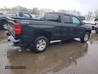 2015 Chevrolet Silverado 1500 LT with VIN 1GCVKREH2FZ149100, listed as a Copart auction lot 55405395 with 186,341 mi miles and Salvage Title. Bid and sale history available at DreamBid. Image 3.