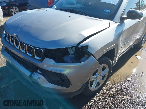 2023 Jeep Compass Latitude with VIN 3C4NJDBN5PT540587, listed as a IAAI auction lot 41214077 with 35,887 mi miles and . Bid and sale history available at DreamBid. Image 6.